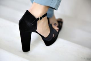 Maria Iliaki feet photo thumbnail