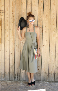 Maria Iliaki feet photo thumbnail