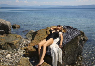 Maria Iliaki feet photo thumbnail