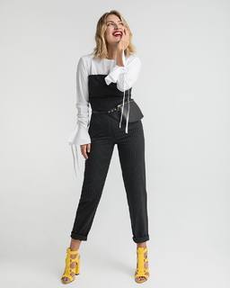 Maria Iliaki feet photo thumbnail