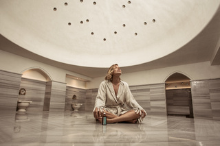 Maria Iliaki feet photo thumbnail