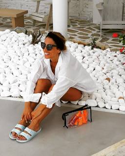 Maria Iliaki feet photo thumbnail