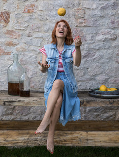 Maria Iliaki feet photo thumbnail