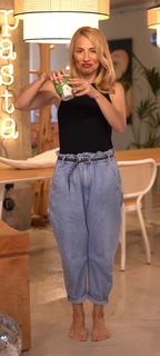 Maria Iliaki feet photo thumbnail