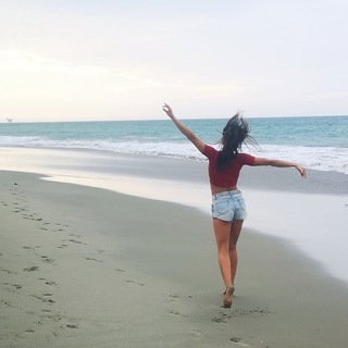 Maria Julia Mantilla Garcia feet photo 19