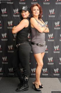 Maria Kanellis feet photo thumbnail