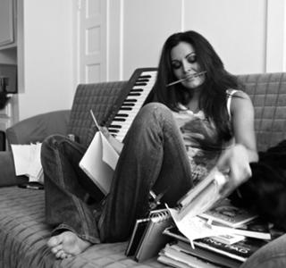 Maria Kanellis feet photo thumbnail