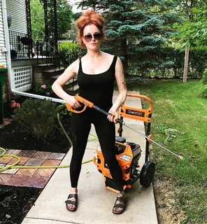 Maria Kanellis feet photo thumbnail