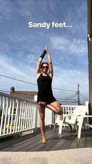 Maria Kanellis feet photo thumbnail