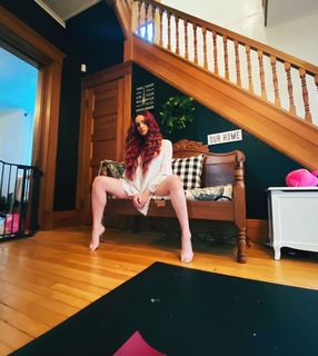 Maria Kanellis feet photo thumbnail