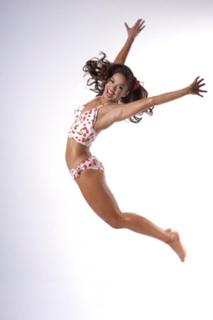 Maria Kang feet photo 9