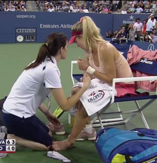 Maria Kirilenko feet photo thumbnail