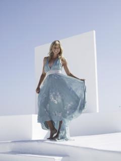 Maria Kirilenko feet photo thumbnail