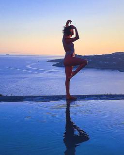Maria Kominea feet photo 6
