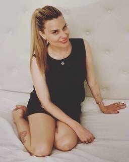Maria Lapiedra feet photo 15