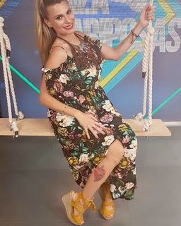 Maria Lapiedra feet photo 5