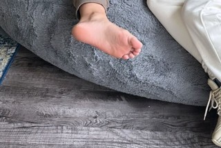 Maria Legarda feet photo 6