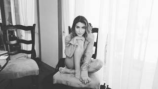 Maria León feet photo thumbnail