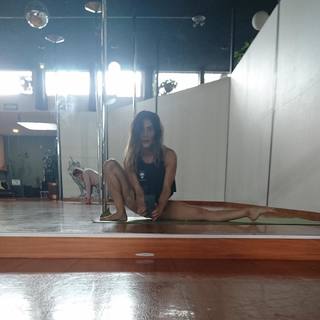 Maria León feet photo thumbnail