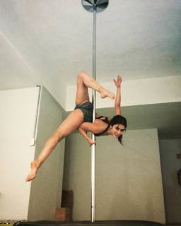 Maria León feet photo thumbnail