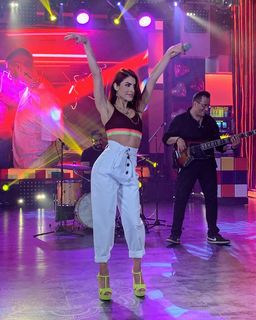 Maria León feet photo thumbnail