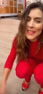 Maria León feet photo thumbnail