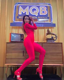 Maria León feet photo thumbnail