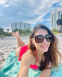 Maria León feet photo thumbnail