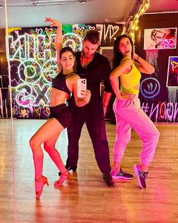 Maria León feet photo thumbnail