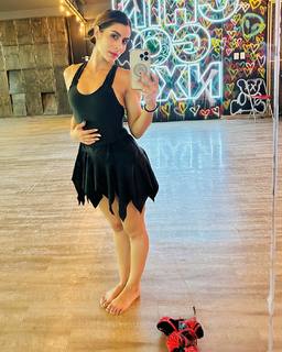 Maria León feet photo thumbnail