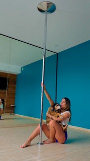 Maria León feet photo thumbnail