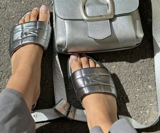 Maria Mena feet photo 10