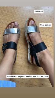 Maria Mena feet photo 5