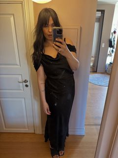 Maria Mena feet photo 3