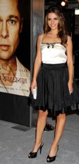 Maria Menounos feet photo thumbnail