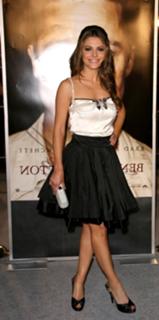 Maria Menounos feet photo thumbnail