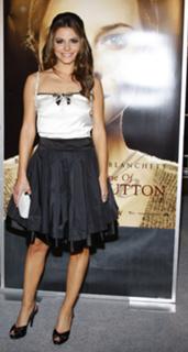 Maria Menounos feet photo thumbnail