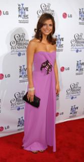 Maria Menounos feet photo thumbnail