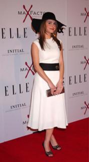 Maria Menounos feet photo thumbnail