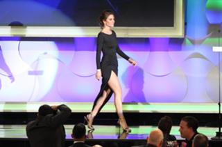 Maria Menounos feet photo thumbnail