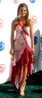 Maria Menounos feet photo thumbnail