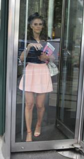 Maria Menounos feet photo thumbnail