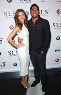 Maria Menounos feet photo thumbnail