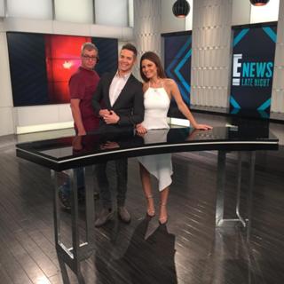 Maria Menounos feet photo thumbnail