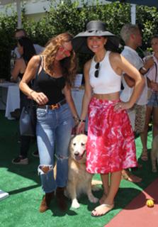 Maria Menounos feet photo thumbnail