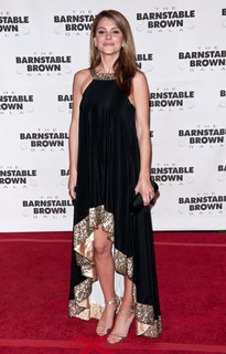 Maria Menounos feet photo thumbnail