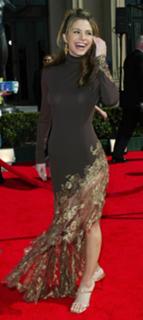 Maria Menounos feet photo thumbnail