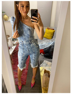 Maria Menounos feet photo thumbnail
