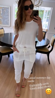 Maria Menounos feet photo thumbnail