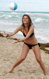 Maria Menounos feet photo thumbnail